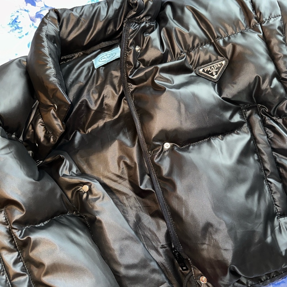 Black Prada cropped puffer jacket. Medium.